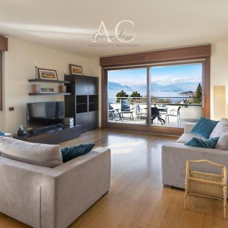 The House On The Lake Reno Di Leggiuno Екстер'єр фото