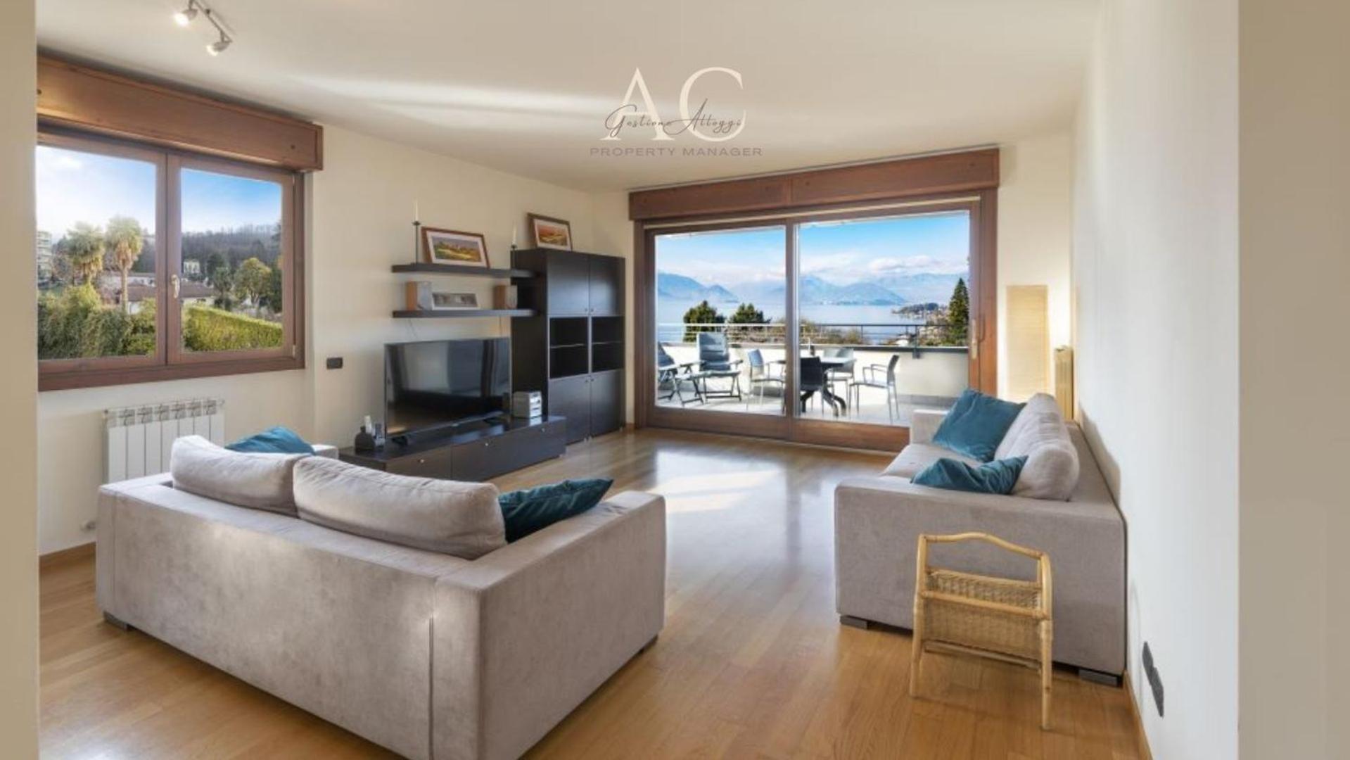 The House On The Lake Reno Di Leggiuno Екстер'єр фото